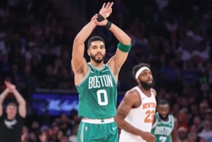 英雄联盟赛事官网-从频频打铁到三分回暖！卫冕冠军在麦迪逊花园苏醒