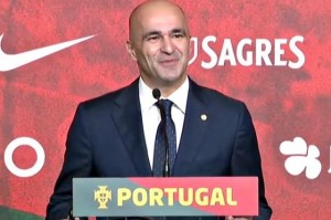 赛事赛程-马丁内斯：是否征召C罗看表现 愿请葡名宿当助教